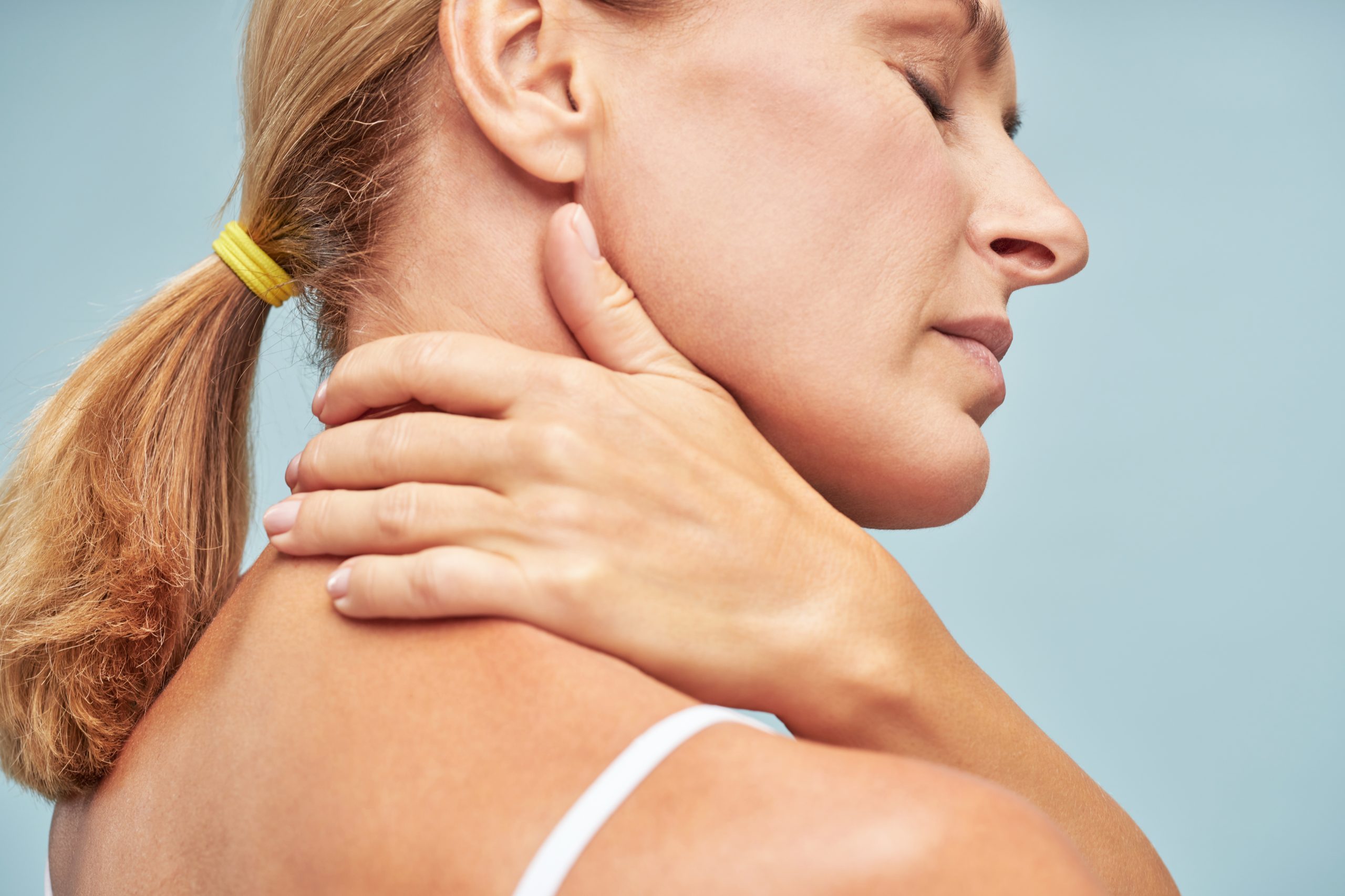 chiropractor for neck pain in Cape Coral, Cape Coral neck pain chiropractor, upper cervical chiropractic in Cape Coral, neck pain relief in Cape Coral, signs you need a chiropractor, chronic neck pain treatment